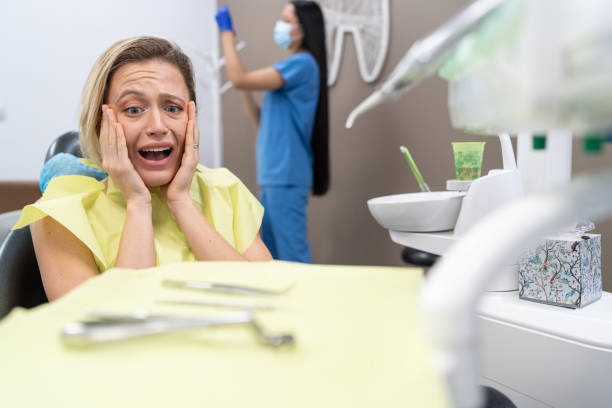 Best Emergency Tooth Extraction in Bloomingdale, IL